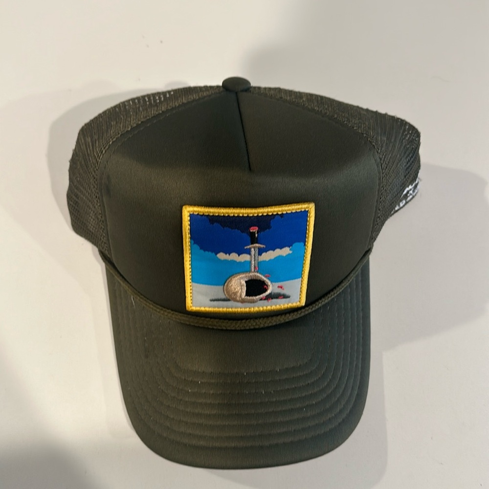 Field grade snap back